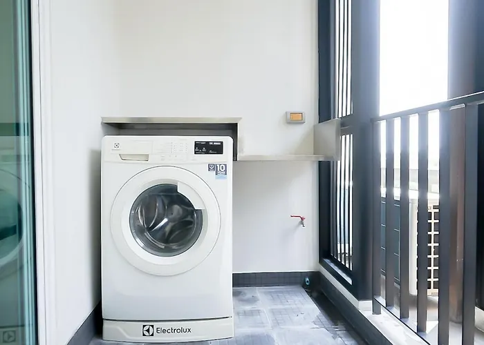 5 Mins To Bts Ekkamai, One Bed Fully-furnished Bangkok